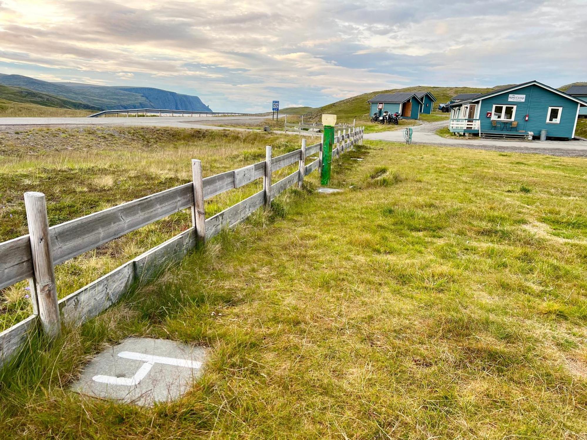 Hytte Camp Nordkapp - Blue Skarsvag Ngoại thất bức ảnh